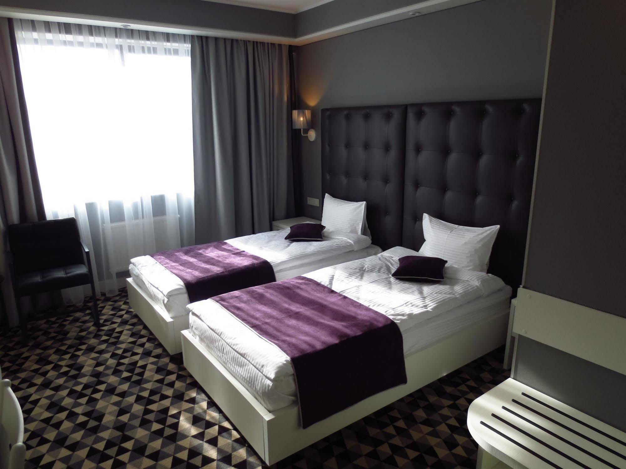 Manufactura Design-Hotel Khodosivka Luaran gambar